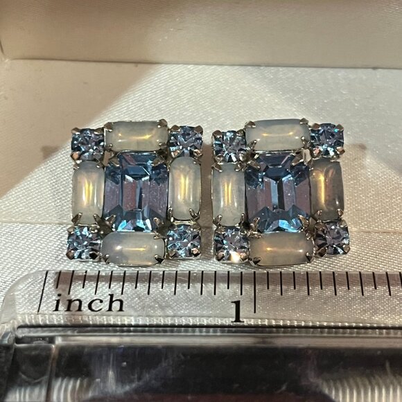 Astra Rhinestone Blue and Moonstone-like Clip Earrings Vintage Signed - Picture 6 of 6